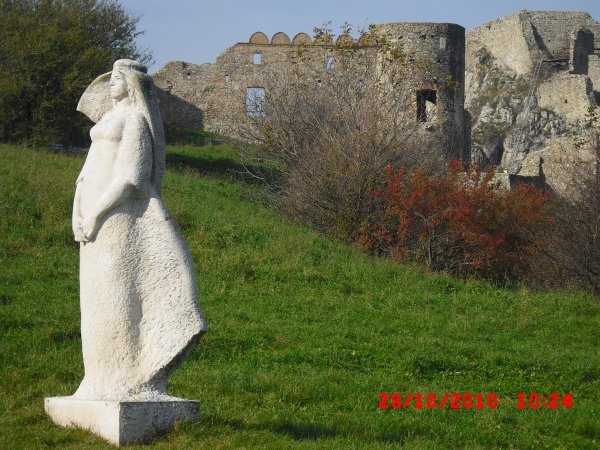 burg theben